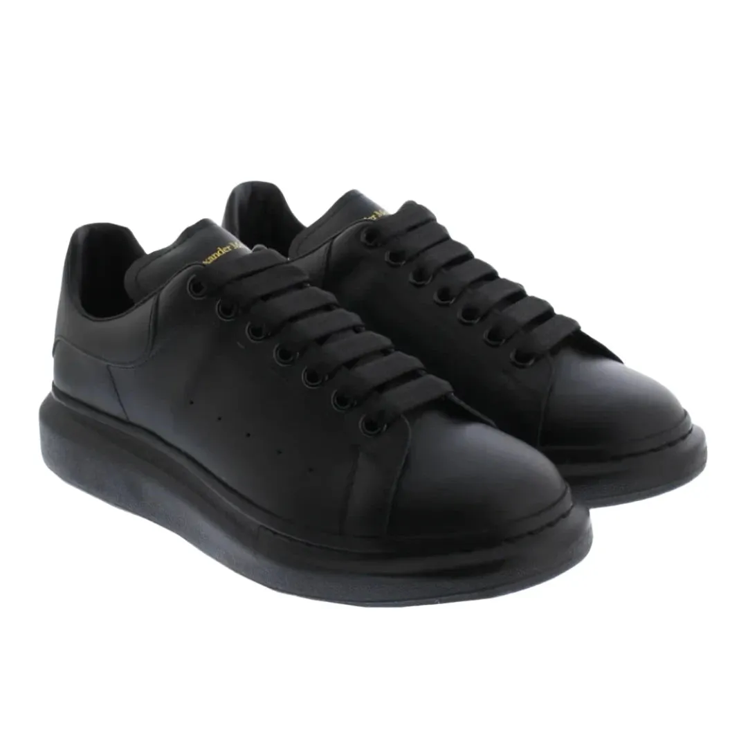 Alexander Mcqueen Oversized In Black
