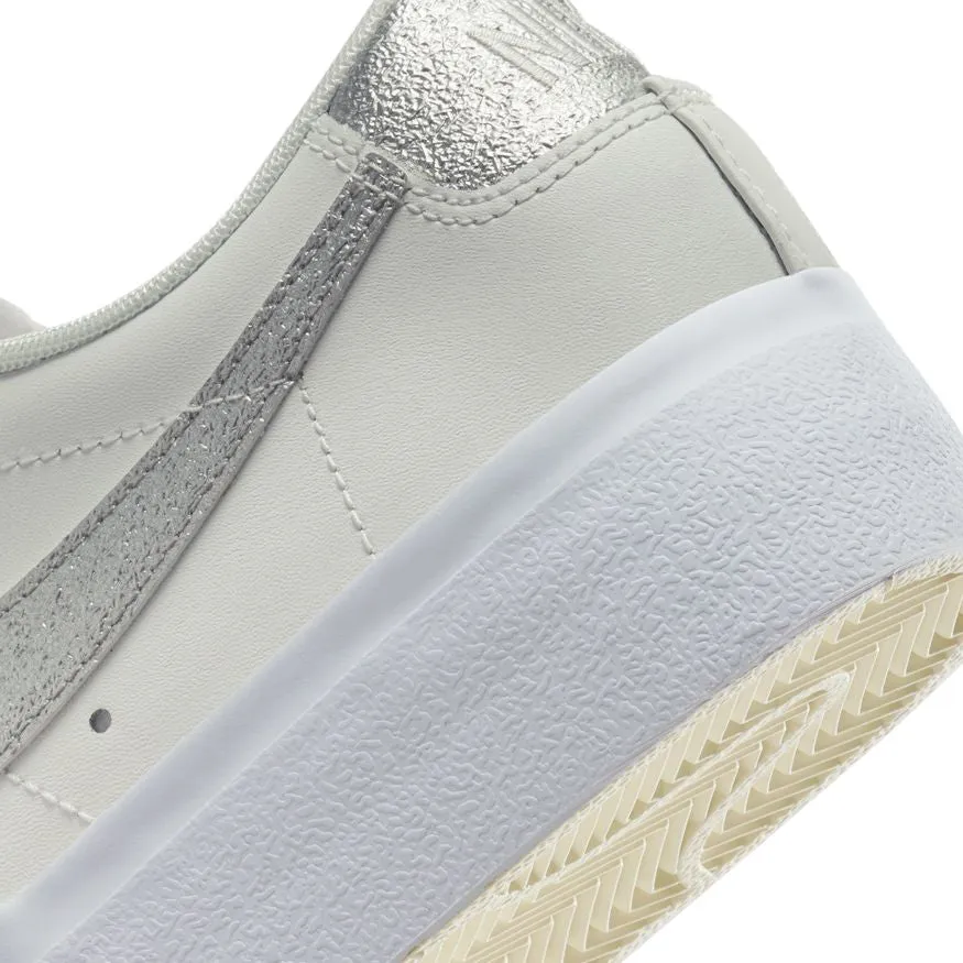 Nike Blazer Low Platform Ess W DQ7571-101