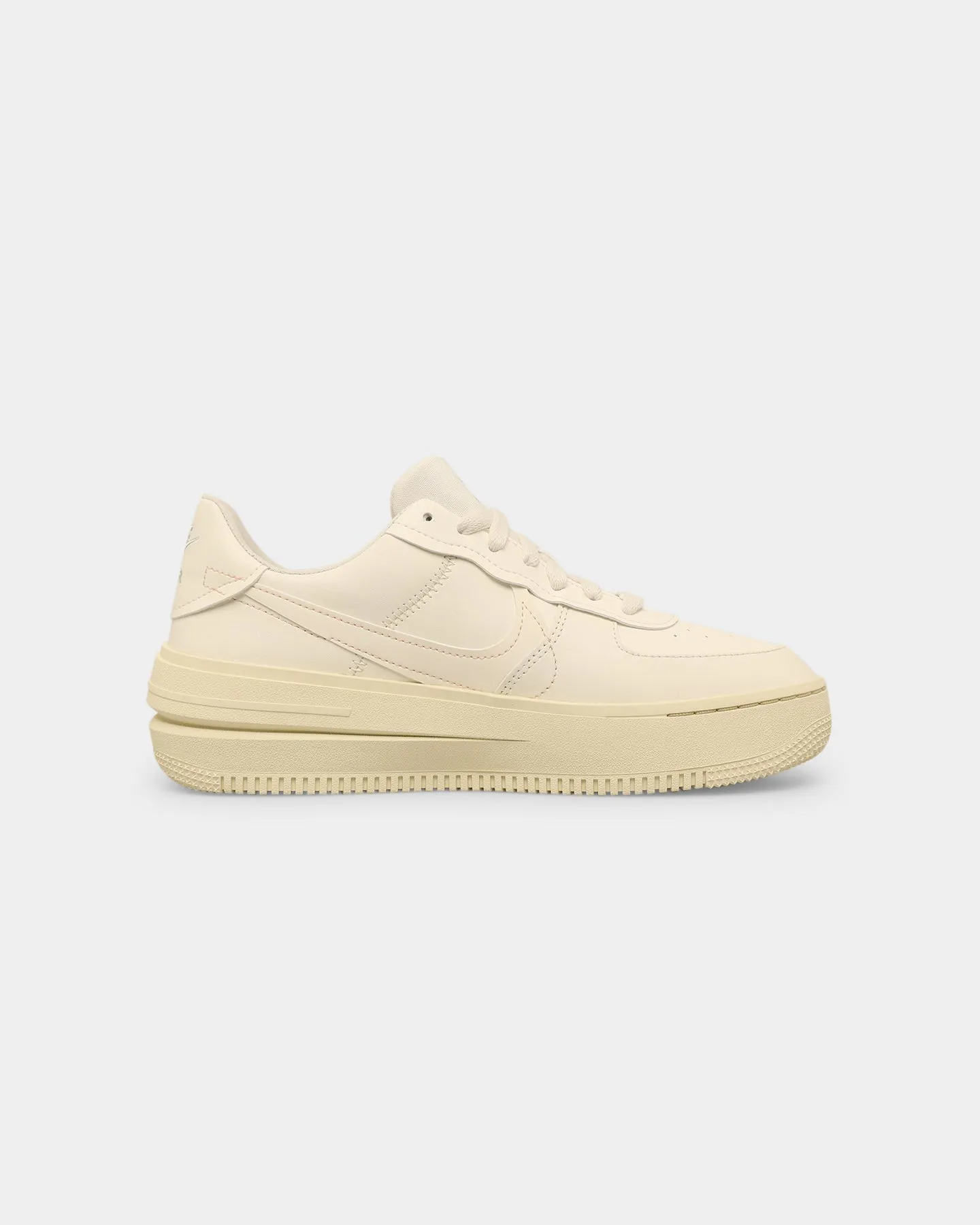 Nike Women's Air Force 1 PLT.AF.ORM Sail/Light Silver