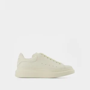 Sneakers Oversized - Alexander Mcqueen - Cuir - Noir/Blanc